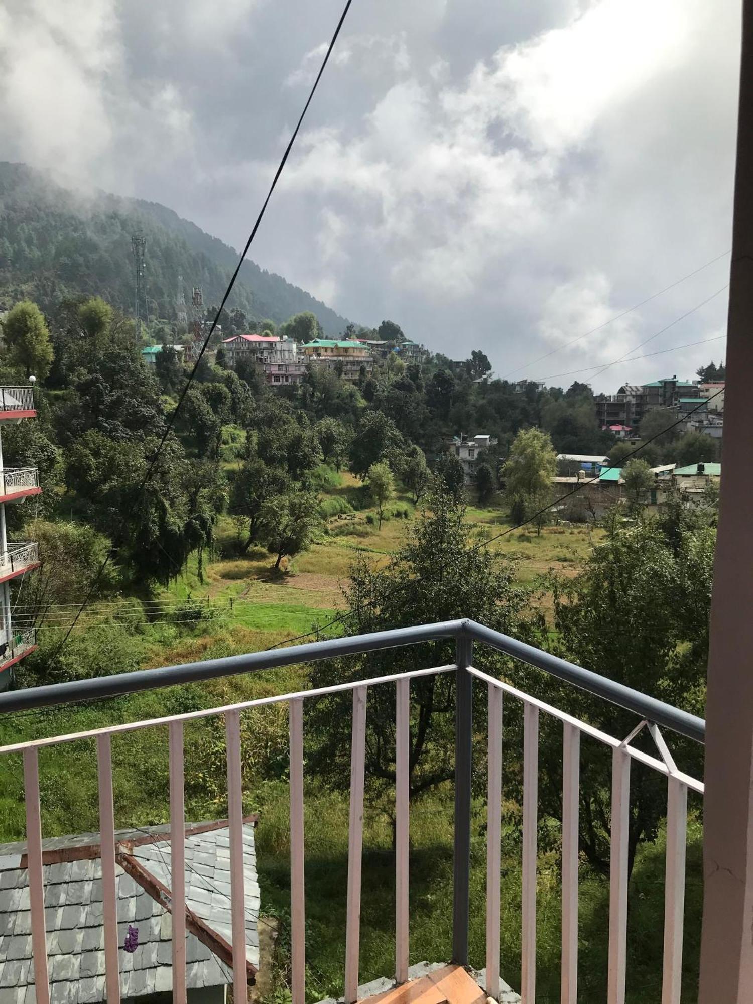 Mcleodganj Diaries Guest House 达兰萨拉 外观 照片