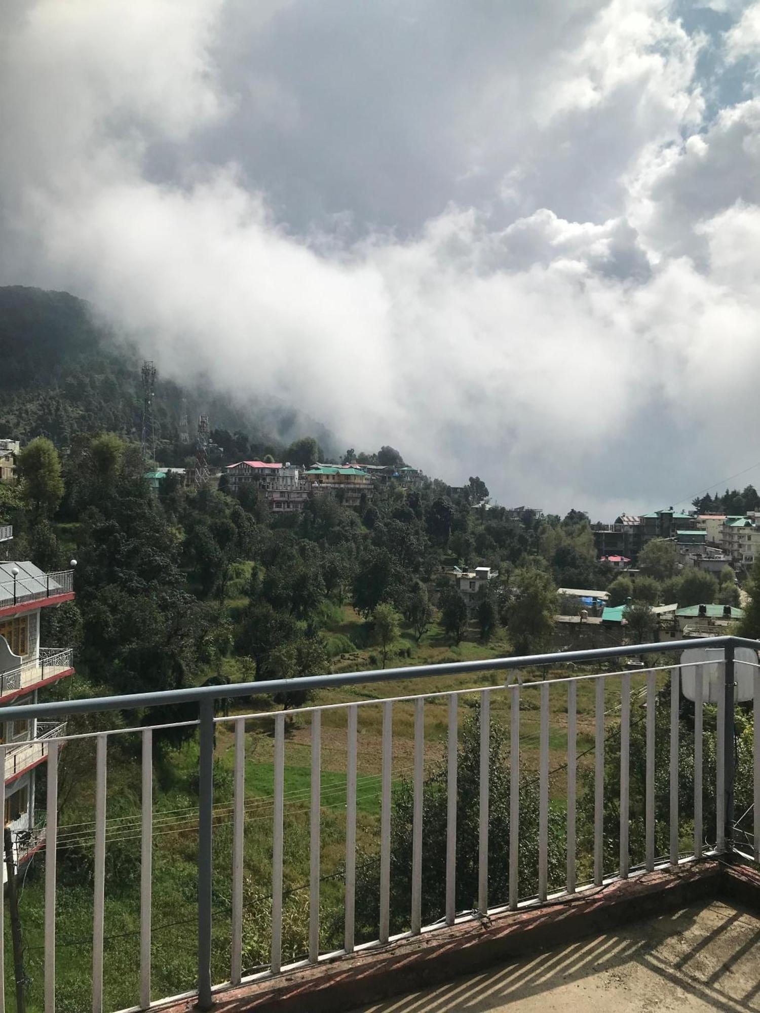 Mcleodganj Diaries Guest House 达兰萨拉 外观 照片